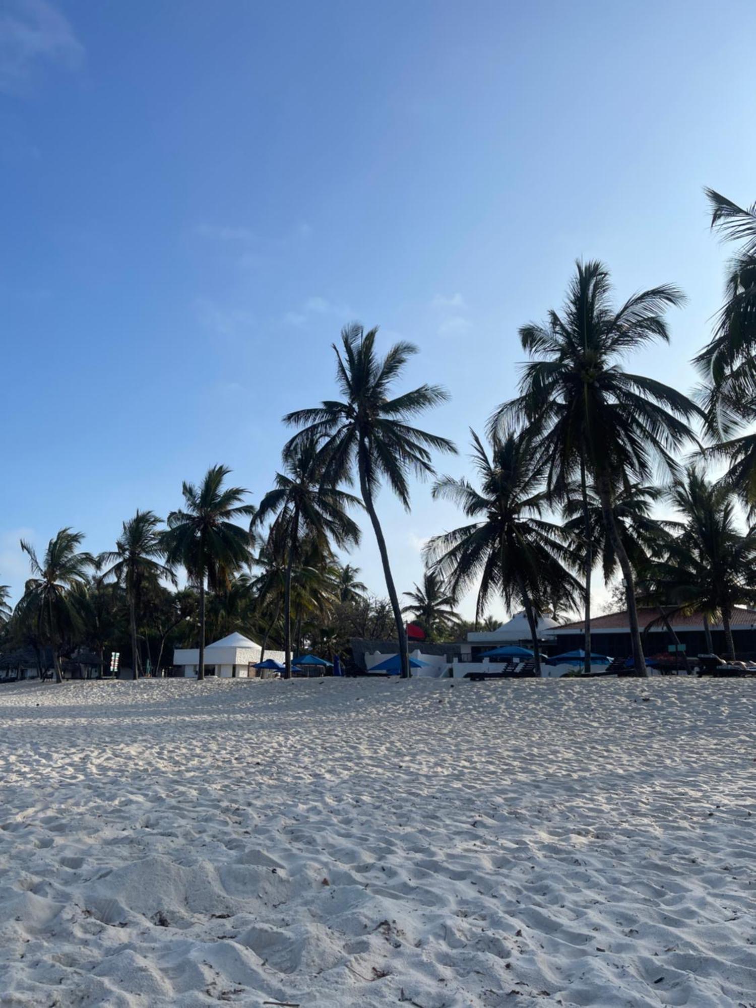 Divine Apartment Diani Beach Exterior photo